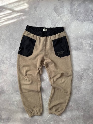 Pas normal studios - studios, fleece